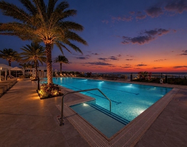 220 Lake Shore Drive - Photo Thumbnail 3