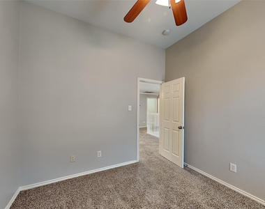 1700 Big Bend Drive - Photo Thumbnail 16