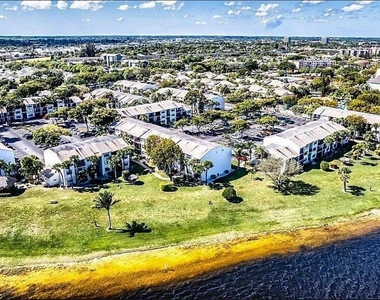 708 Executive Center Drive - Photo Thumbnail 8