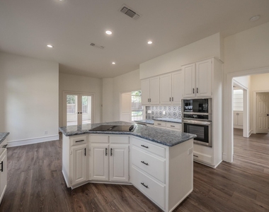 543 Timber Ridge Drive - Photo Thumbnail 10