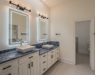 543 Timber Ridge Drive - Photo Thumbnail 17