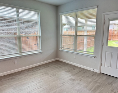 4300 Cornelia Street - Photo Thumbnail 7