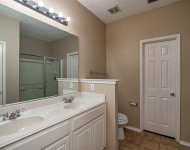 5140 Meandering Creek Court - Photo Thumbnail 13