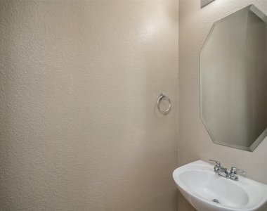 5140 Meandering Creek Court - Photo Thumbnail 11