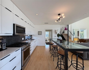 2021 Glencoe Street - Photo Thumbnail 20