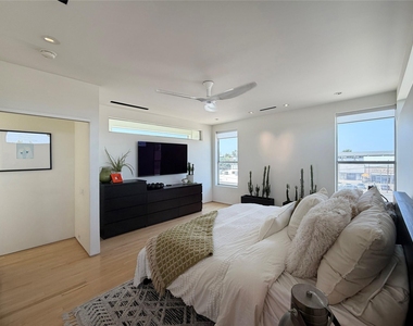 2021 Glencoe Street - Photo Thumbnail 29