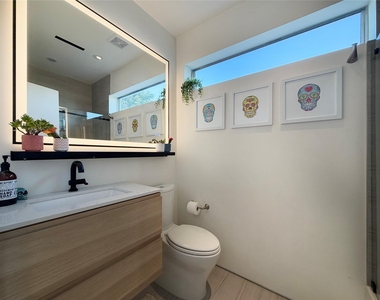 2021 Glencoe Street - Photo Thumbnail 22