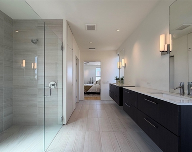 2021 Glencoe Street - Photo Thumbnail 32
