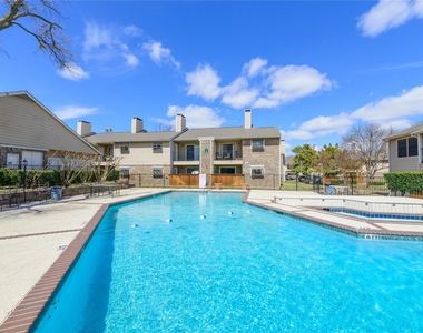 4748 Old Bent Tree Lane - Photo Thumbnail 19