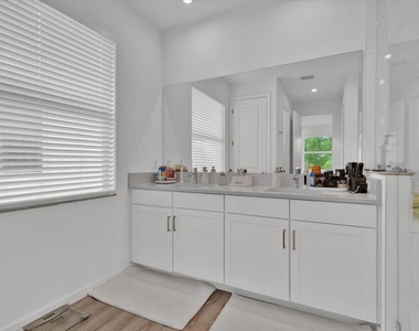 12736 Sw Eleanor Drive - Photo Thumbnail 33
