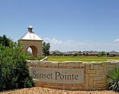 2404 Evening Song Drive - Photo Thumbnail 16