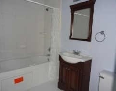 8009 Vita Court - Photo Thumbnail 6