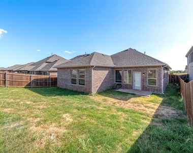 1852 Arbor Drive - Photo Thumbnail 29