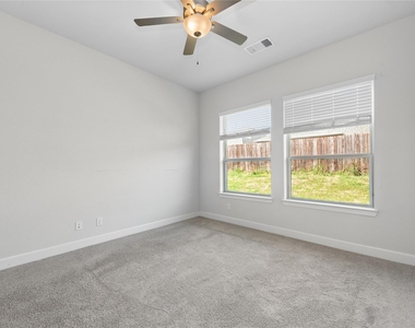 1852 Arbor Drive - Photo Thumbnail 17