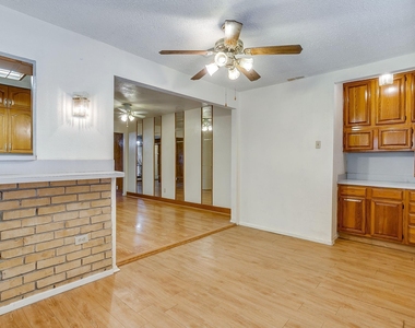 3031 Las Vegas Trail - Photo Thumbnail 13