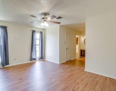 3031 Las Vegas Trail - Photo Thumbnail 14