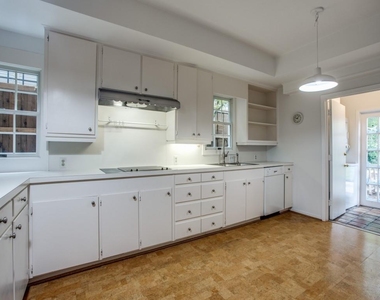 3448 Mockingbird Lane - Photo Thumbnail 9