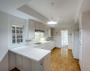 3448 Mockingbird Lane - Photo Thumbnail 10