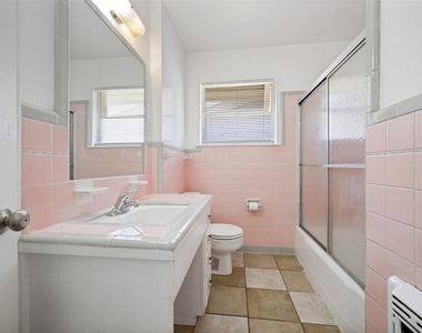 3214 Avon Street - Photo Thumbnail 10