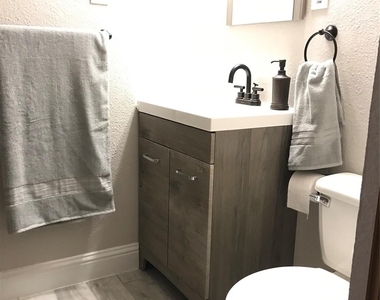1502 Dale Place - Photo Thumbnail 20