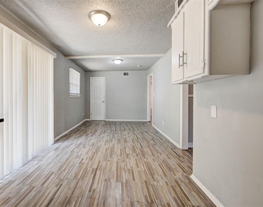 773 Sw 2nd Street - Photo Thumbnail 10