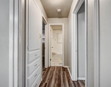 773 Sw 2nd Street - Photo Thumbnail 13