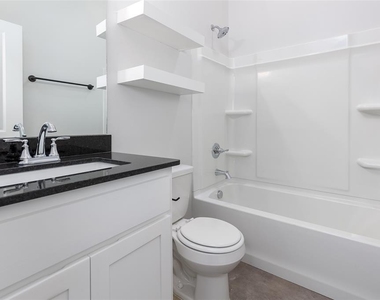 2324 Sw 90 Place - Photo Thumbnail 13