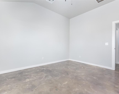 2324 Sw 90 Place - Photo Thumbnail 8