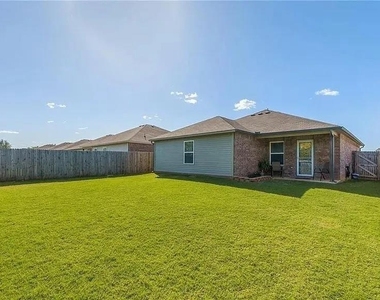 10120 Sussex Place - Photo Thumbnail 6