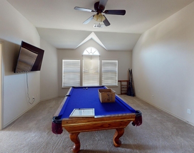 5628 Sleepy Creek Lane - Photo Thumbnail 7