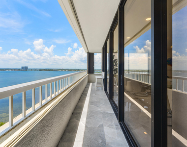 5280 N Ocean Drive - Photo Thumbnail 7