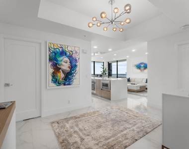 5280 N Ocean Drive - Photo Thumbnail 2
