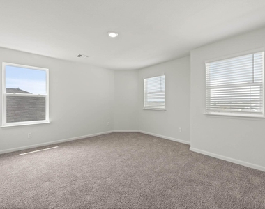 1321 Wind Drift Way - Photo Thumbnail 7