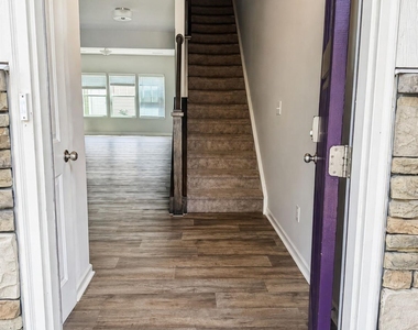 15016 Meacham Farm Drive - Photo Thumbnail 3