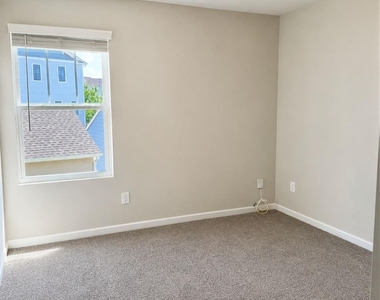 15016 Meacham Farm Drive - Photo Thumbnail 11