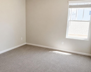 15016 Meacham Farm Drive - Photo Thumbnail 8