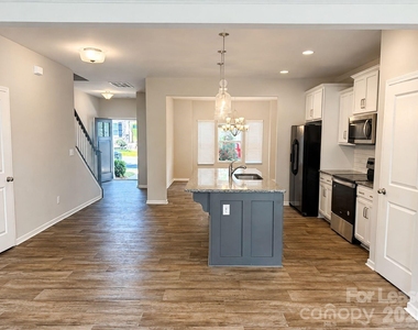15016 Meacham Farm Drive - Photo Thumbnail 7