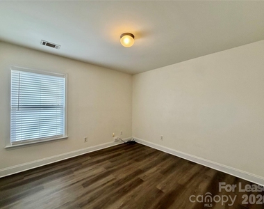 12331 Cumberland Cove Drive - Photo Thumbnail 23