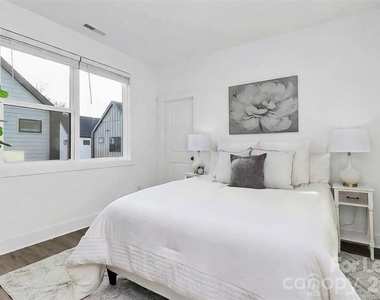 3422 Brookshire Boulevard - Photo Thumbnail 21