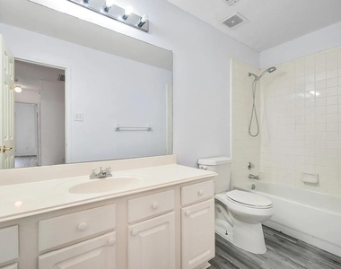1372 Mae Drive - Photo Thumbnail 14
