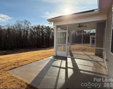 3240 Laurel Brook Drive - Photo Thumbnail 27