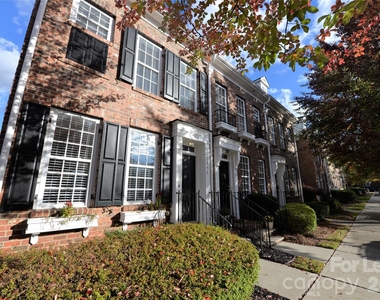 1055 Writers Way - Photo Thumbnail 2
