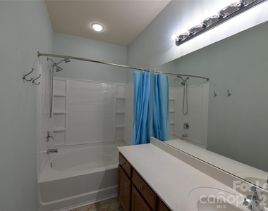 1055 Writers Way - Photo Thumbnail 13