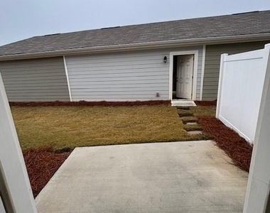 306 Sagecroft Lane - Photo Thumbnail 5
