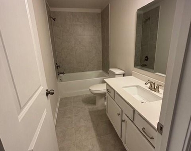 306 Sagecroft Lane - Photo Thumbnail 22