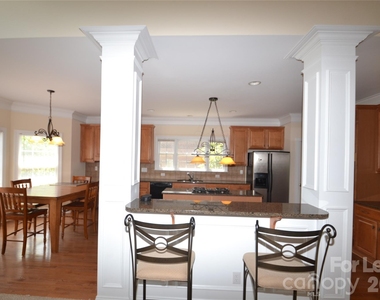 1144 Woodhall Drive - Photo Thumbnail 23