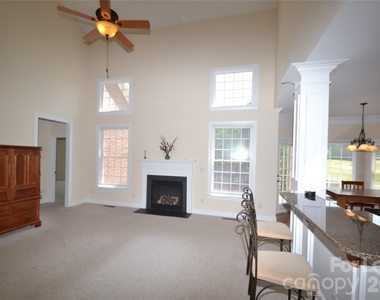 1144 Woodhall Drive - Photo Thumbnail 14