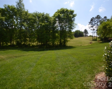 1144 Woodhall Drive - Photo Thumbnail 26