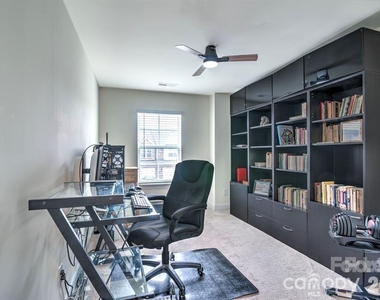 3954 Rothwood Lane - Photo Thumbnail 15