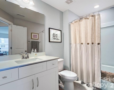 3954 Rothwood Lane - Photo Thumbnail 17